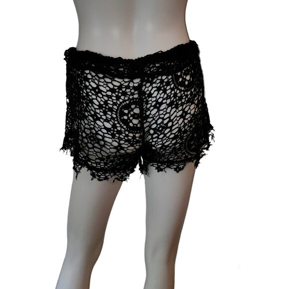 Nightcap by Carisa Rene Crochet Swim Cover Up Set with Shorts - Picture 9 of 10